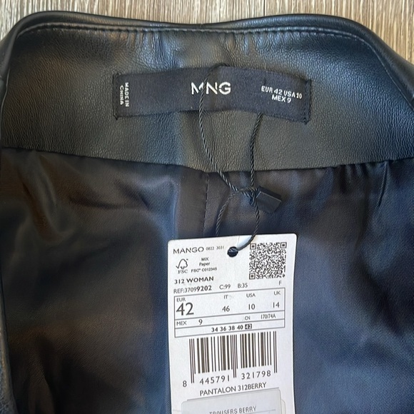 New nwt MNG mango Black Flared Pants with Studded Detail size 10 faux leather - Picture 2 of 7